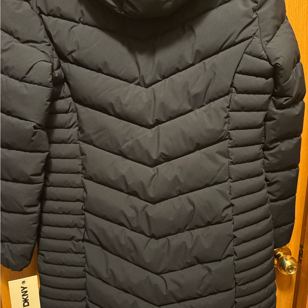 DKNY Women’s Navy Puffer Jacket - Picture 2 of 5